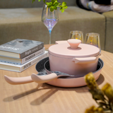 AKIS - LE MACARON set de cuisine en fonte d'aluminium 3 pcs. Casserole+casseroles rose