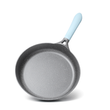 AKIS - LE MACARON Küchenset aus Aluminiumguss 2tlg. Pfannen Blau 2 Stück blau Safe Pfanne Bratpfanne Griddle Premium 2-teiliges Topf set Kochgeschirr Pfanne blau antihaft kochen neu 24_28 blau Set Seitenansicht